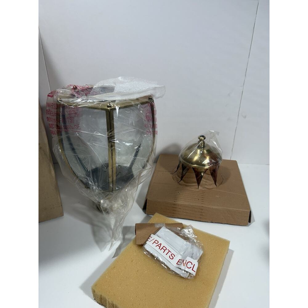 Seagull Lighting Solid Brass Gold 3” Post Lamp Fixture Curved Beveled Glass 20”‎